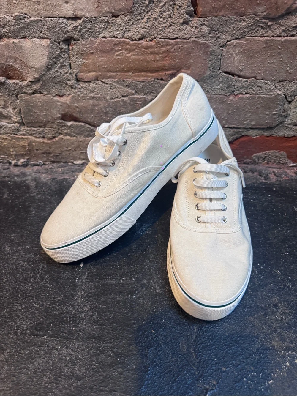 H&M Men's Classic Canvas Low-Top Sneakers in Off-White Size 44